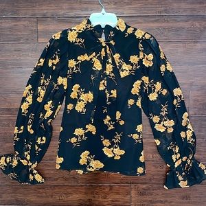 Forever21 | Floral Blouse w/ Tie Collar